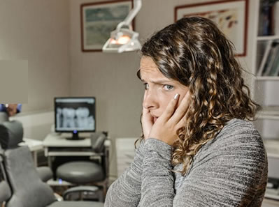 Aplicação da Hipinose para Medo de Dentista-Dra Luciana. Dentistasrio.com.br